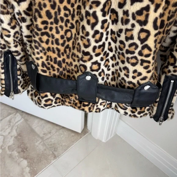Blank NYC Animal Print Faux Fur Jacket Size XS EUC - Picture 6 of 8